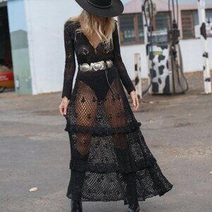 NWT Chasing Unicorns Fire On The Mountain Crochet Ruffle Maxi Dress Black